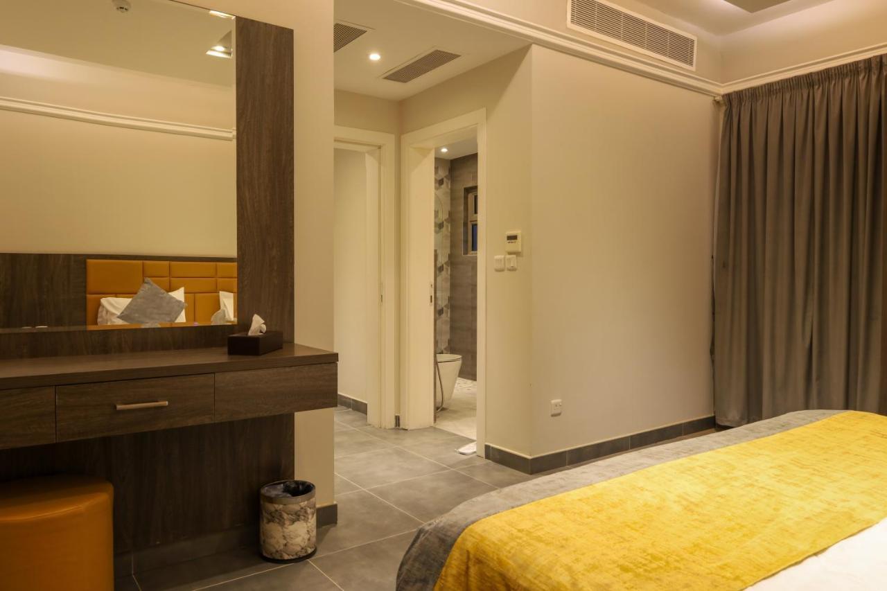 فندق مومنتس ليفنج - Moments living hotel Riaad Buitenkant foto