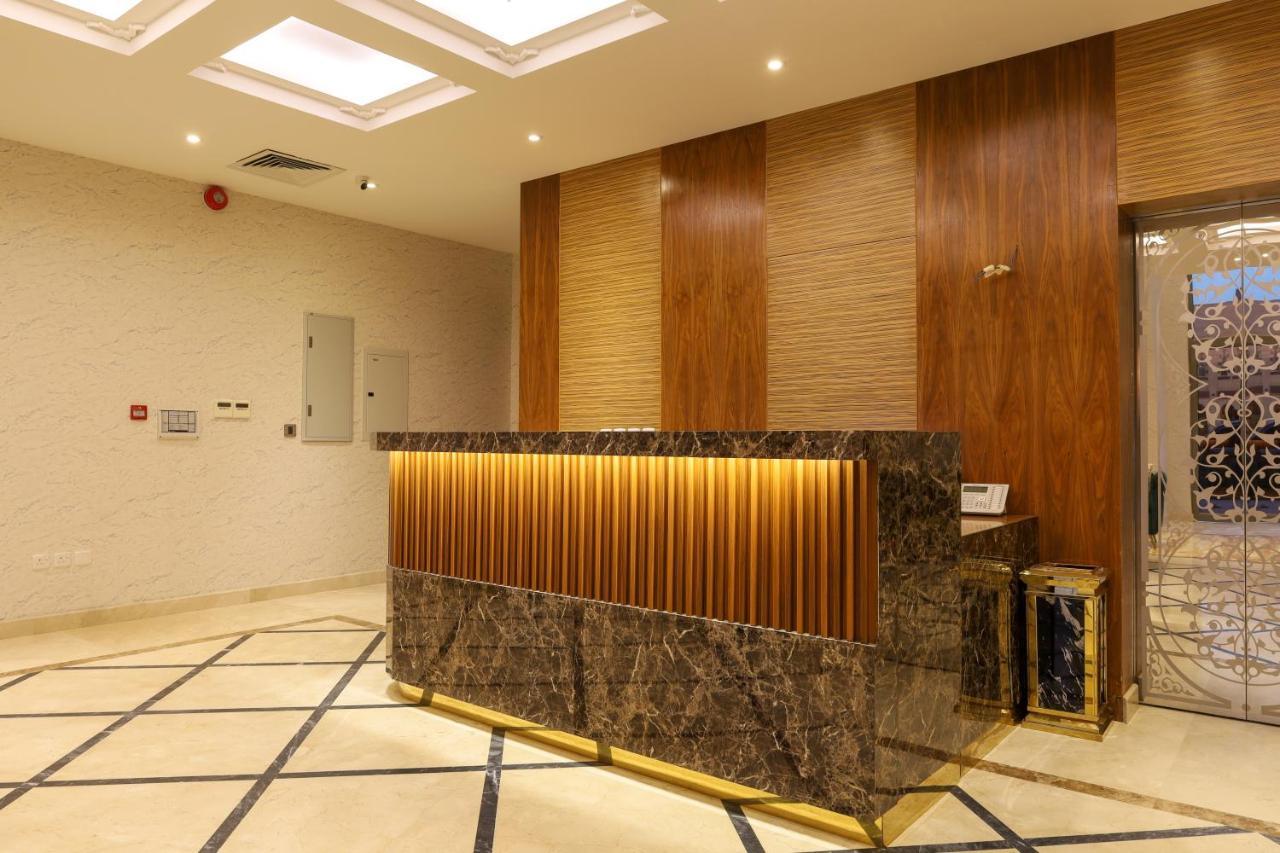 فندق مومنتس ليفنج - Moments living hotel Riaad Buitenkant foto