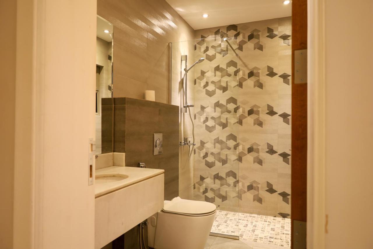 فندق مومنتس ليفنج - Moments living hotel Riaad Buitenkant foto
