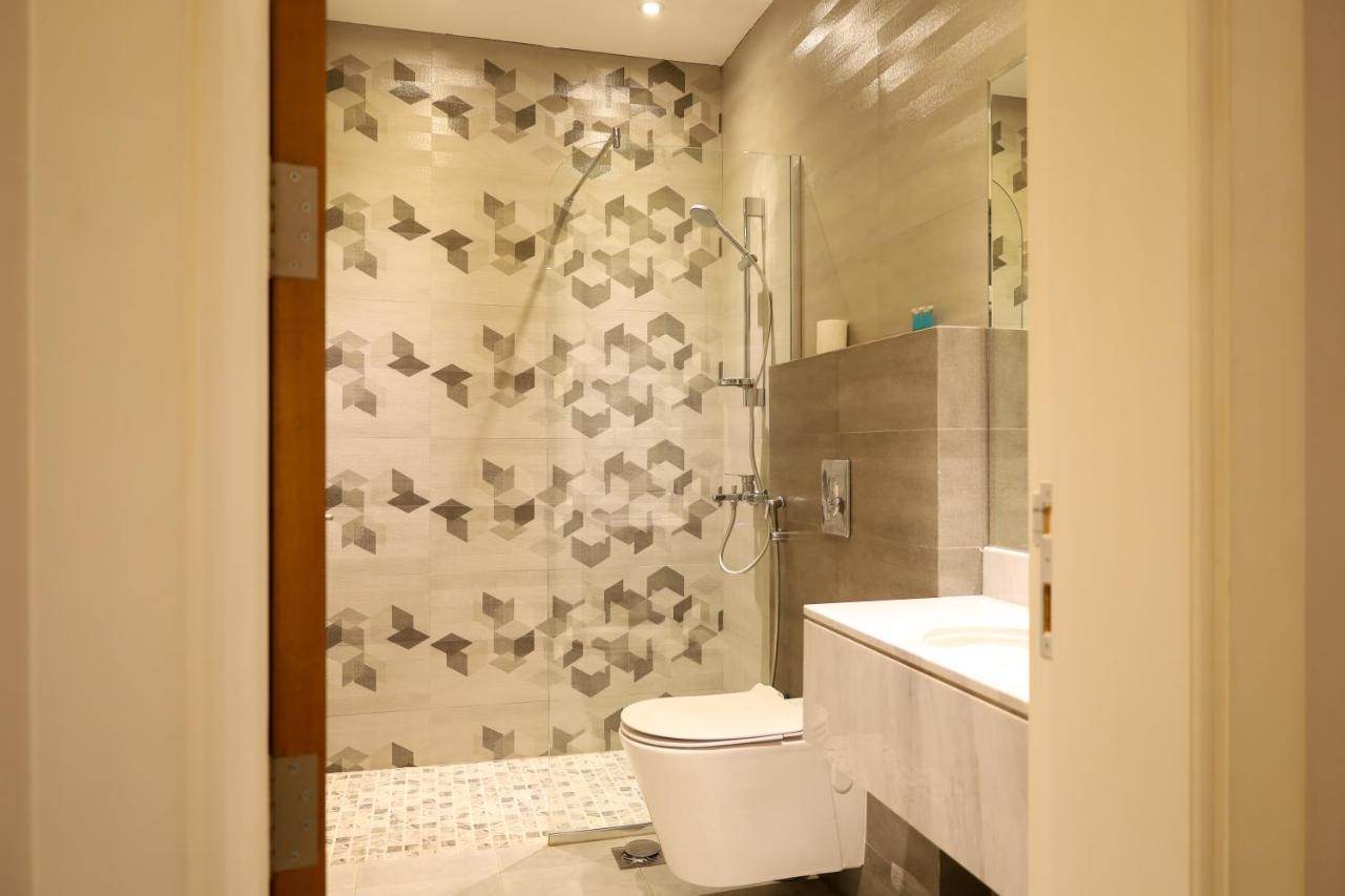 فندق مومنتس ليفنج - Moments living hotel Riaad Buitenkant foto